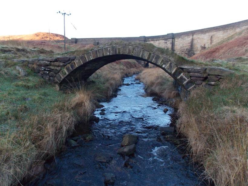 behind it is the new oxygrains bridge. a bridge that connects Rishworth and Denshaw